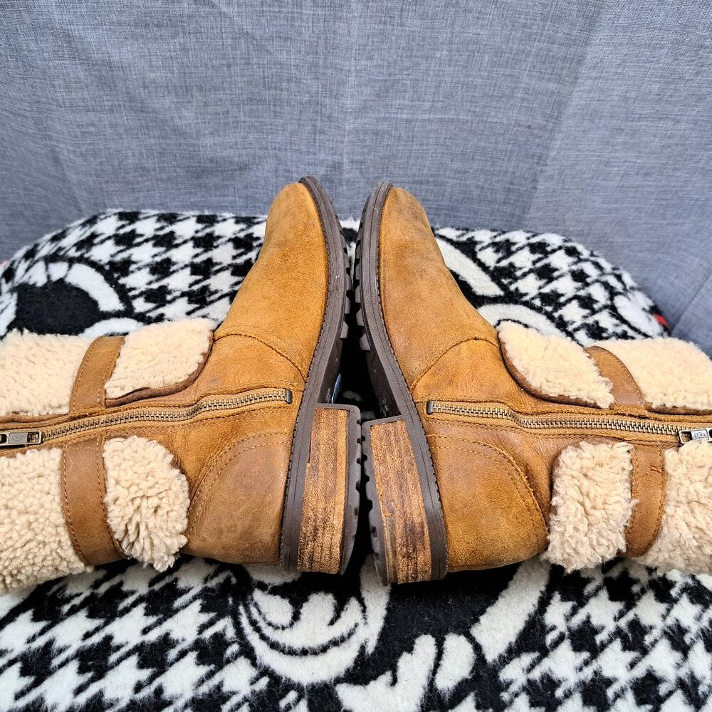 %Size 7.5 UGG Women's Blayre II Boots Water-Resistant Medial Zipper D15 - Picture 10 of 14